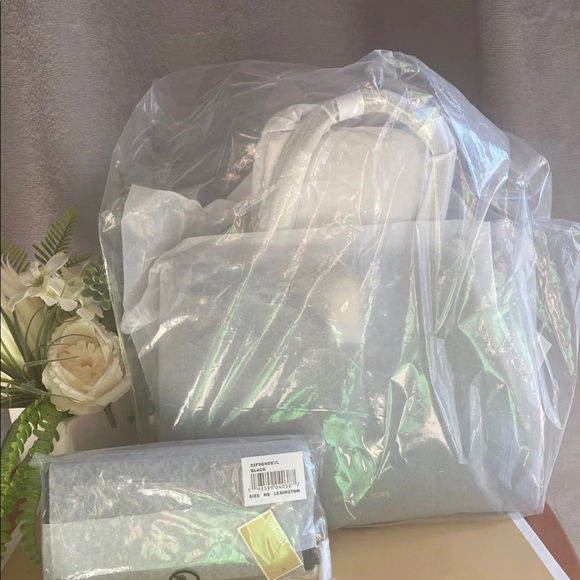 2 pcs NWT Gramercy Large Satchel Set - Picture 8 of 8